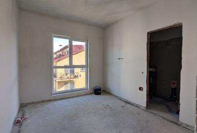 Apartament cu 3 camere decomandat în Florești - 5