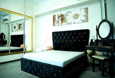 Model online in Bucure?ti - 3