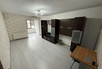 Apartament cu 3 camere decomandat în Central - 4