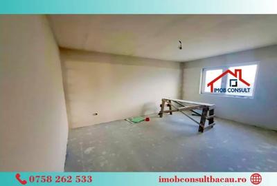 Casă cu 4 camere cu Teren 370 Mp în Periferie - 10