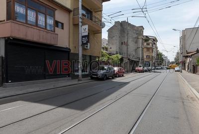 Spatiu comercial - Lizeanu - stradal - 2 vitrine - 9