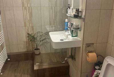 Apartament cu 3 camere semidecomandat în Girocului - 5