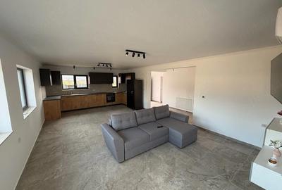 Casă cu Teren 475 Mp în Bârnova - 2