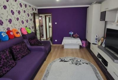 Apartament cu 3 camere decomandat în Triaj - 2