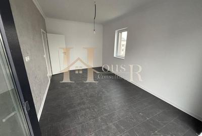 Bloc Nou. Etaj 1. Decomandat cu bucatarie inchisa - 3