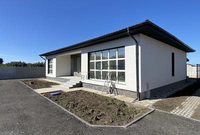 Casa parter 4 cam, 450mp teren, finisaje LUX, pompa!Comision 0%!