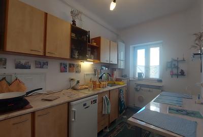 Apartament cu 5 camere decomandat în P-ța Unirii - 23