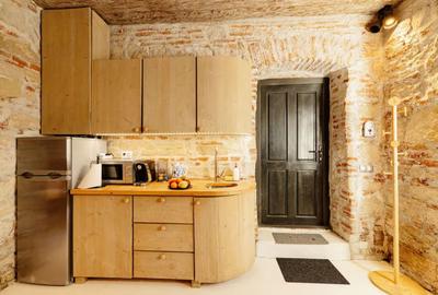 Apartament cu 2 camere nedecomandat, mobilat în Central - 10