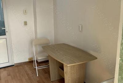 Apartament cu 2 camere decomandat în 1 Mai - 1