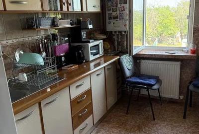 3 camere Prundu etalj 2 din4 centrala 2bai 75mp 95000euro - 1