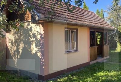 Casa de vanzare in centrul comunei Brates, jud. Covasna - 2