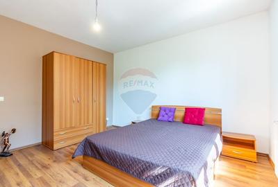 Casa spatioasa 5 camere Bucov - 18