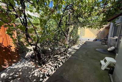 Casă cu 4 camere cu Canalizare în 1 Mai - 2