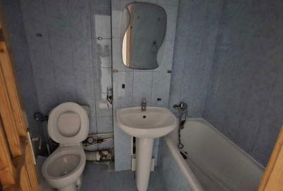 Garsonieră decomandată în Central - 7