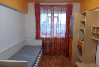 Apartament cu 3 camere decomandat în Giurgiului - 7
