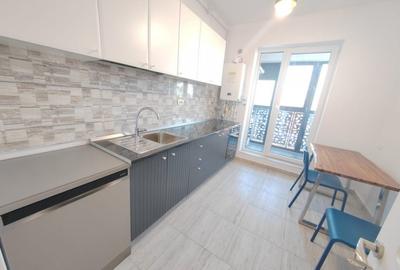 Apartament cu 4 camere decomandat în Titan - 12