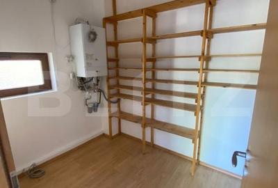 Casă cu 4 camere cu Teren 320 Mp în Dumbrăvița