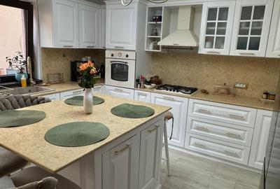 Casă individuală cu 4 camere cu Piscina în Sud-Est - 11