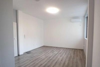 Gheorghe Lazar apartament de vanzare o camera - 1