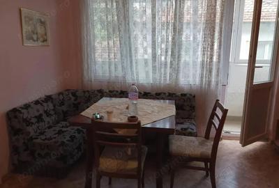 Garsoniera in zona Astra