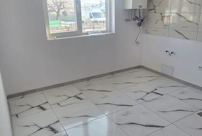 Casă cu 3 camere cu Teren 400 Mp în Voinești - 2