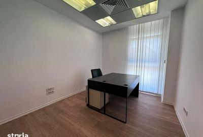 Spațiu comercial, de 200 mp, în Central