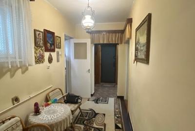 Apartament 3 camere, etaj 2, Garaj, Radauti - 9