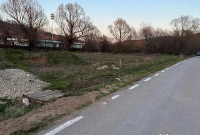 Teren de 500 mp, în Central - 2