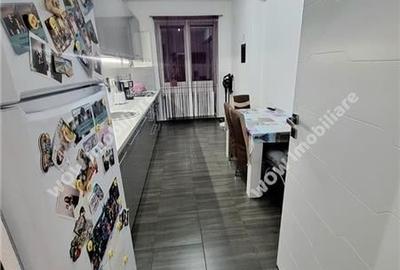 De vanzare apartament de lux 3 camere 2 bai Selimbar - 6