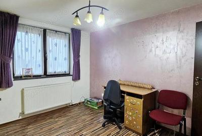 Vila cocheta prevazuta cu beci, terasa, piscina, anexa si teren - 4