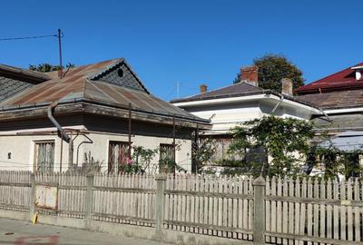 Casă cu 5 camere cu Teren 600 Mp în Central - 3