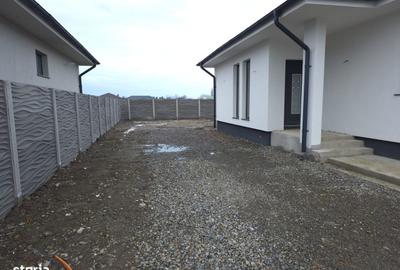 Casă cu 3 camere cu Teren 417 Mp în Central