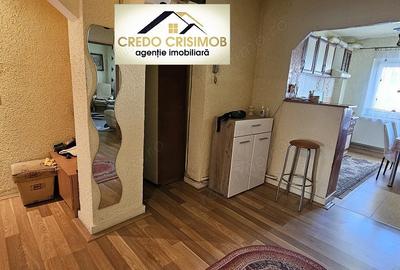 Apartament cu 4 camere decomandat în Central