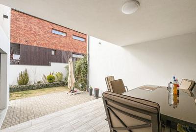 Duplex cu 4 camere cu Canalizare în Europa - 15