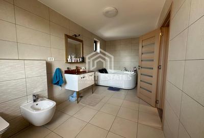 23 August - Vila P + 1E + M 280 mp - Comision 0% - 6