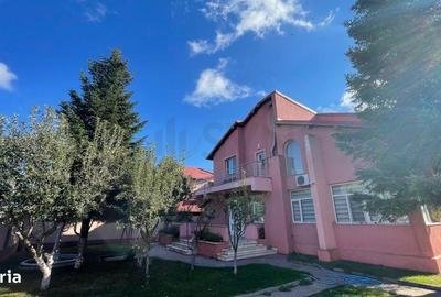 Casă cu 5 camere cu Teren 783 Mp în Central - 3