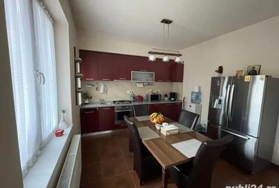 Casă cu 4 camere în Cantemir