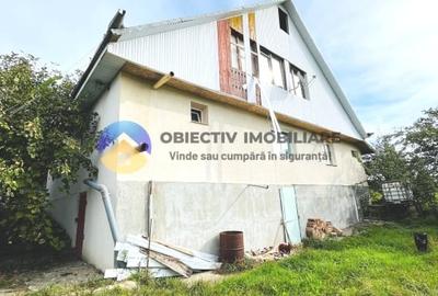 CASA cu mansarda  comuna DOBRENI - 2