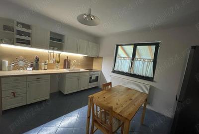 Casă cu 3 camere în Dumbrăvița - 1