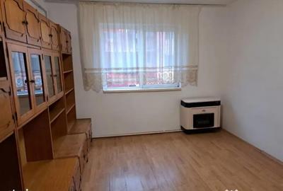 Garsonieră decomandată în Central - 1