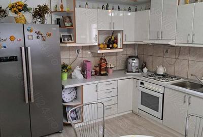 Vind casa tip vila - 7