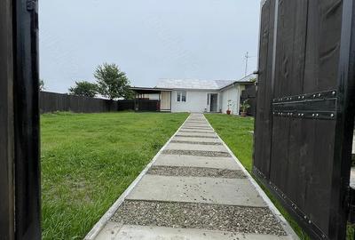 Casă cu 2 camere cu Teren 370 Mp în Păun - 5