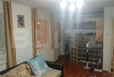 Apartament cu 2 camere decomandat în Micro 6 - 8