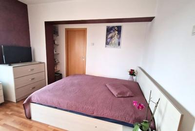 Apartament cu 3 camere semidecomandat în Trivale - 7