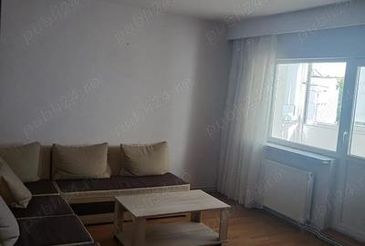 Proprietar vand apartament decomandat, 4 camere , etaj 2 - 4
