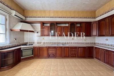 Casa de vanzare | Zona Marriott | Teren 650 mp - 9
