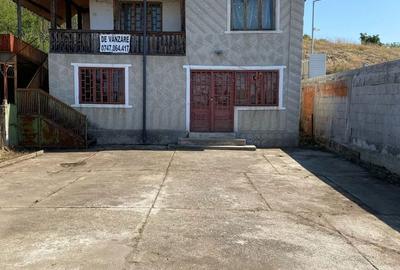 Casă cu 3 camere în Central - 2