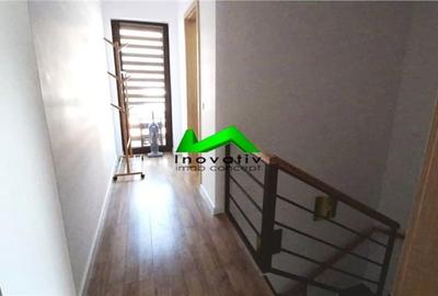 Casă cu 4 camere cu Teren 50 Mp în Central - 9