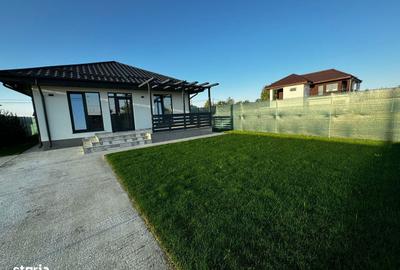 Casă cu 4 camere cu Teren 330 Mp în Crevedia - 3