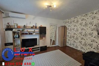 Apartament cu 3 camere semidecomandat în Babadag - 3